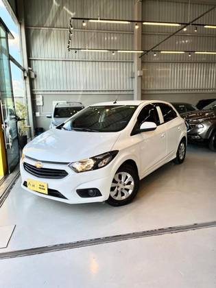 CHEVROLET ONIX 1.0 MPFI LT 8V FLEX 4P MANUAL CHEVROLET ONIX 1.0 MPFI LT 8V FLEX 4P MANUAL